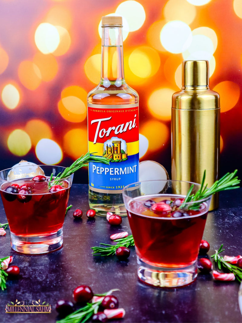 Cranberry Peppermint Rosemary Spritz: Perfect for holiday parties and festive entertaining.